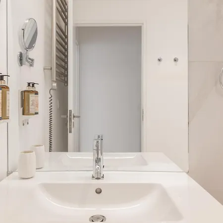 Ando Living - Santa Justa 77 House Apartment Lisbon Exterior photo